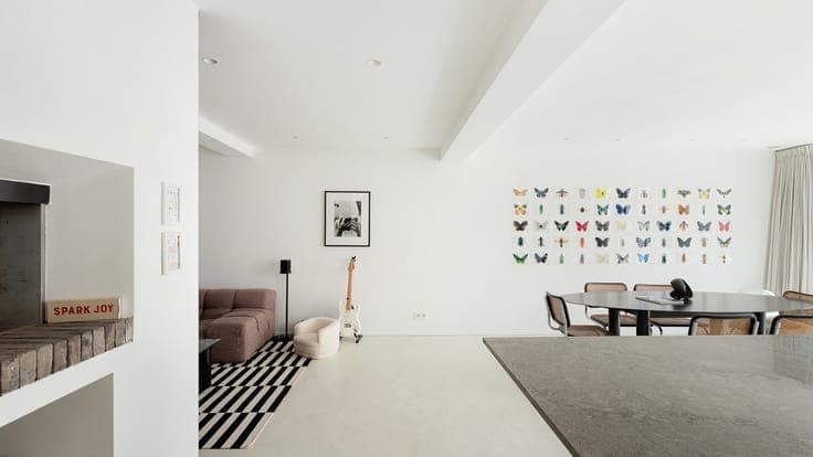 Renovated home in a great location in historic Knokke, near