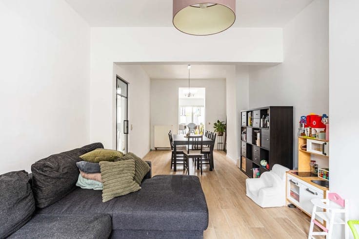 Renovated house with garden at a pleasant location!