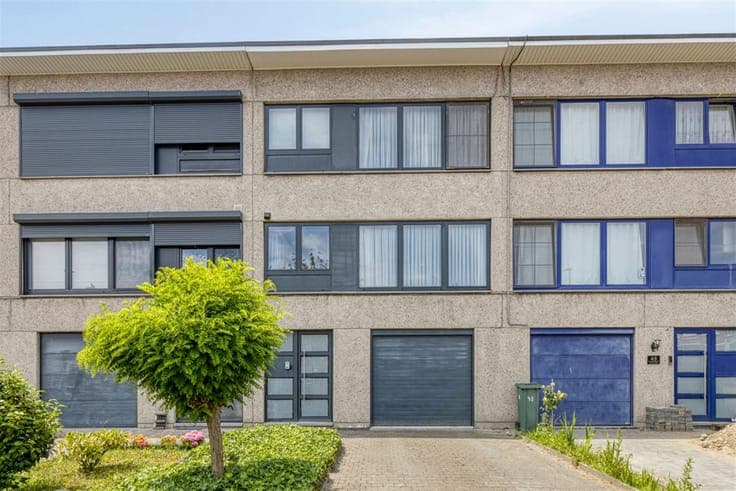 Ruime, instapklare woning met 4 slpks en lage EPC score!