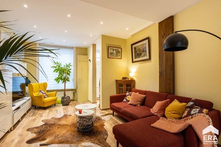 Move-in ready townhouse with 4 bedrooms and roof terrace