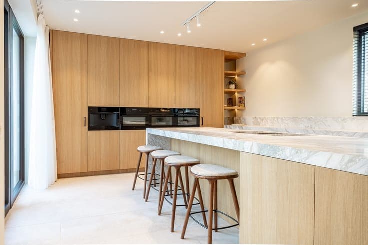 Prachtige alleenstaande villa met 5 slaapkamers gelegen i...