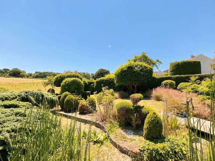 Exceptional Home / 270m² / 4BR / Enchanting Setting