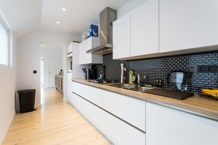 Modern Move-in Ready Home with Garden Near Izegem Center
