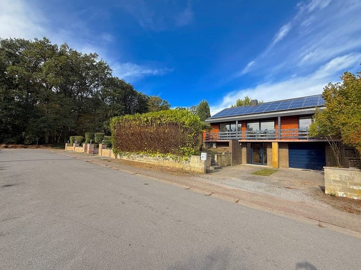 House in Mornimont-Jemeppe-sur-Sambre