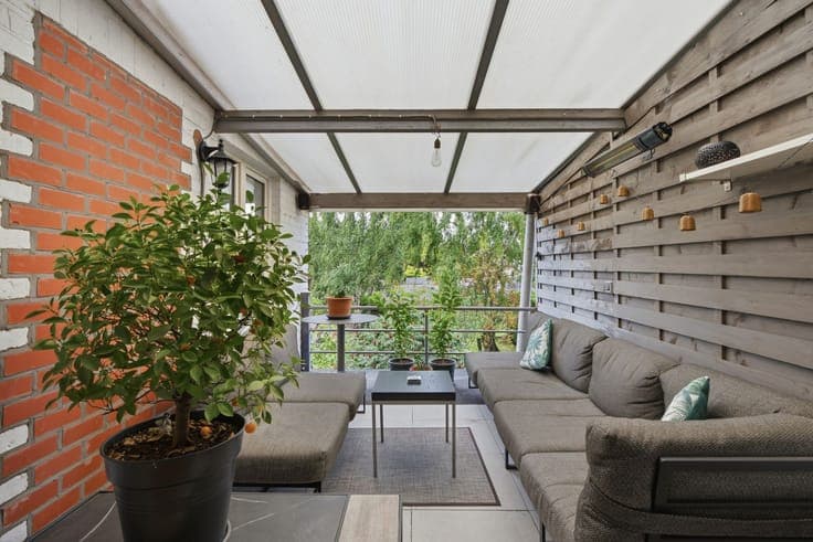 Investment property in Sint Andries
