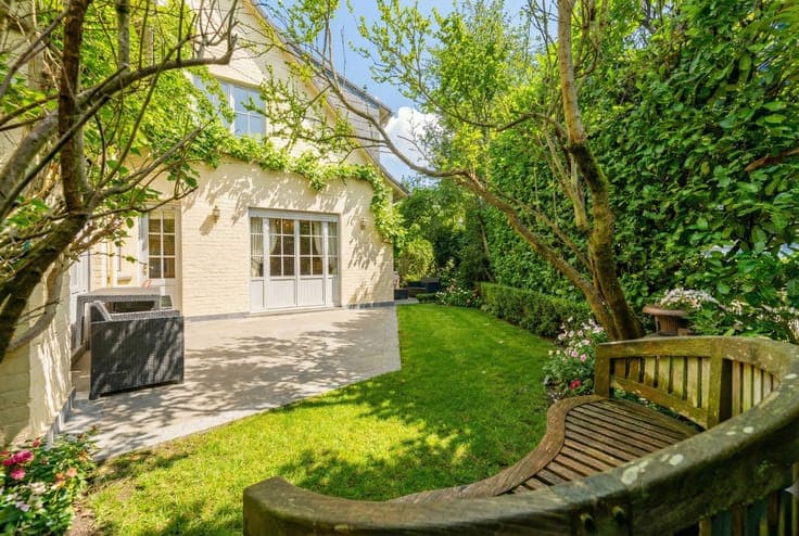 Chant d'Oiseau delightful villa with refined décor