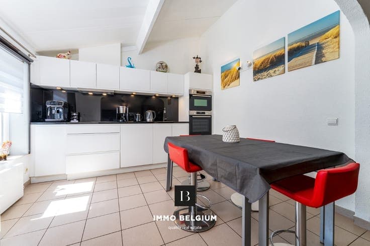 Uniek vissershuisje te koop in De Haan: 1 slaapkamer, 1 b...