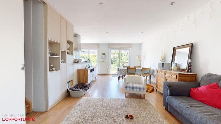 Splendide maison 2016, 4 chambres, bureau et beau jardin.