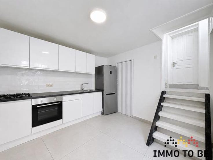 2-Bed Home 115 m² – A Rare Opportunity in Koekelberg!