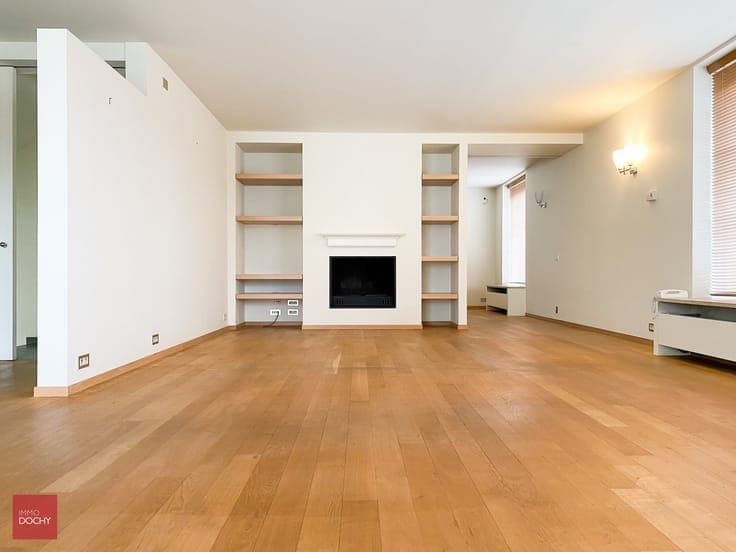 Ruime luxe - verdiepwoning ingericht met de mooiste mater...