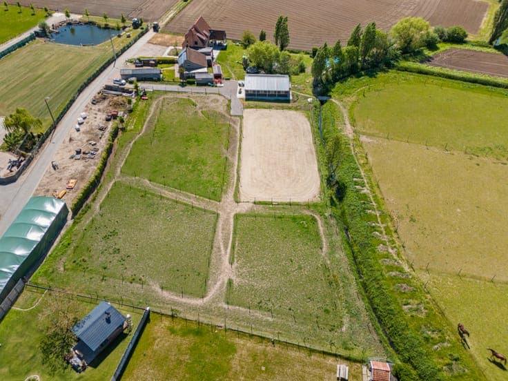 Spacious villa with horse pasture for sale in Wervik