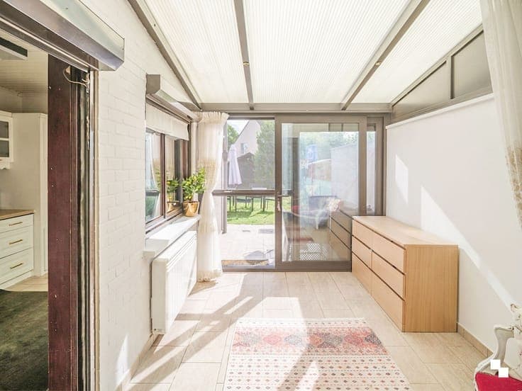 Op te frissen woning te koop aan het station van Melle