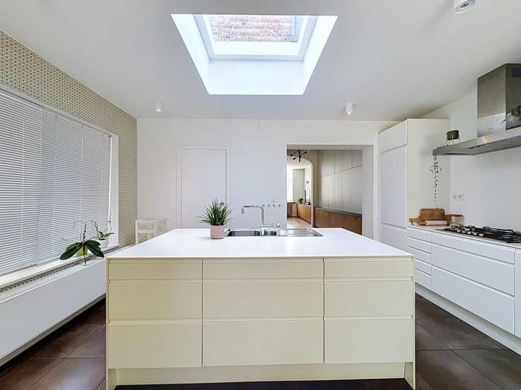 Light-filled family home with garden for sale in Muizen
