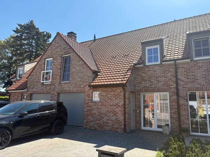 ZEER CHARMANTE én ENERGIEZUINIGE pastoriestijl woning!