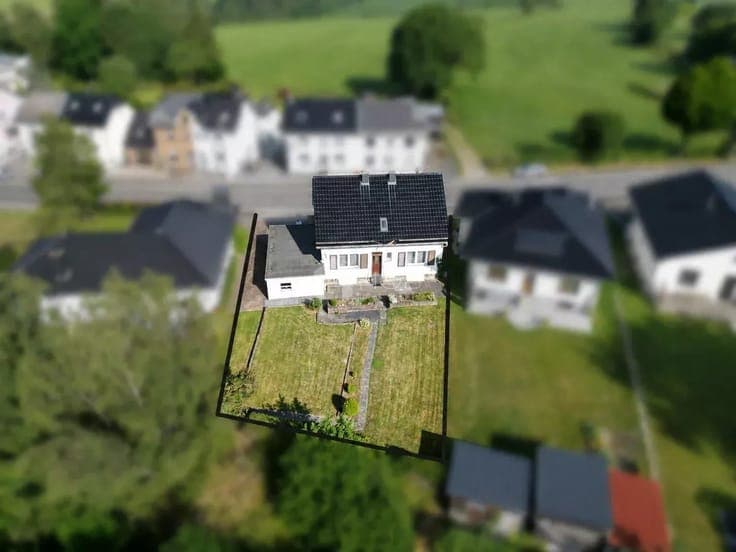 Detached house in St. Vith