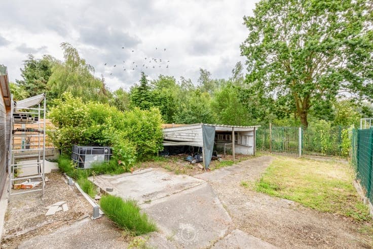 Gezinswoning met praktische indeling en ruime tuin