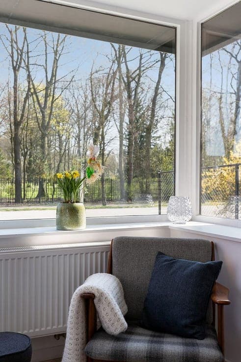 Move-in Ready Detached Home with Endless Possibilities