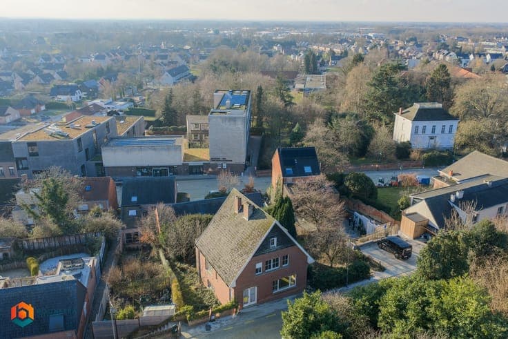 Te renoveren woning op uitzonderlijke locatie te HODB