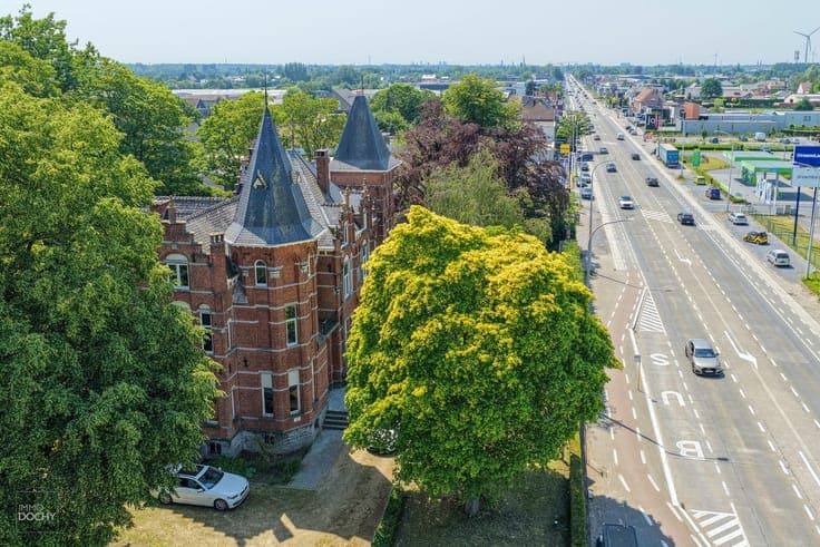 Karaktervolle villa met kasteelallure