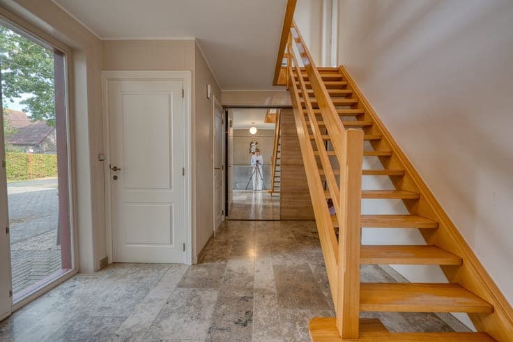 Goed gelegen, instapklare woning met 3 slaapkamers, garag...