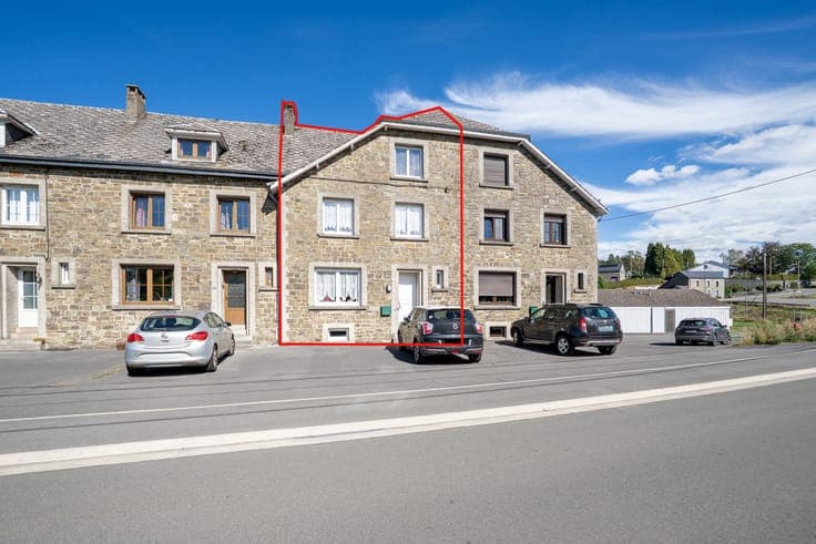 Peaceful 4-bedroom home in Opont
