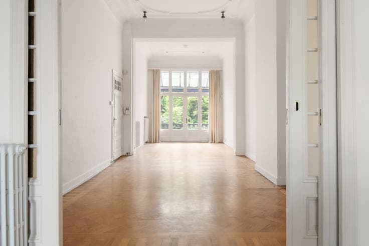 Characterful townhouse with spacious garden!