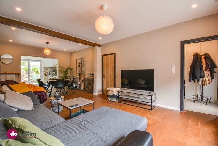 Ready to move in house with extension possibilities in Hofst
