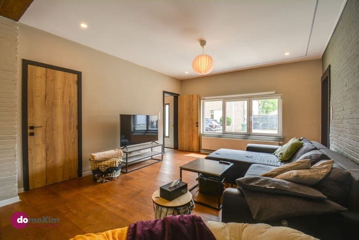Ready to move in house with extension possibilities in Hofst