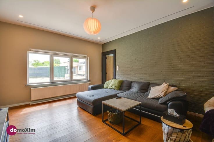 Ready to move in house with extension possibilities in Hofst