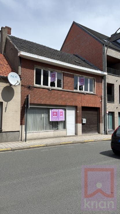 Te renoveren woning/projectgrond op 151m², centrum Geel!