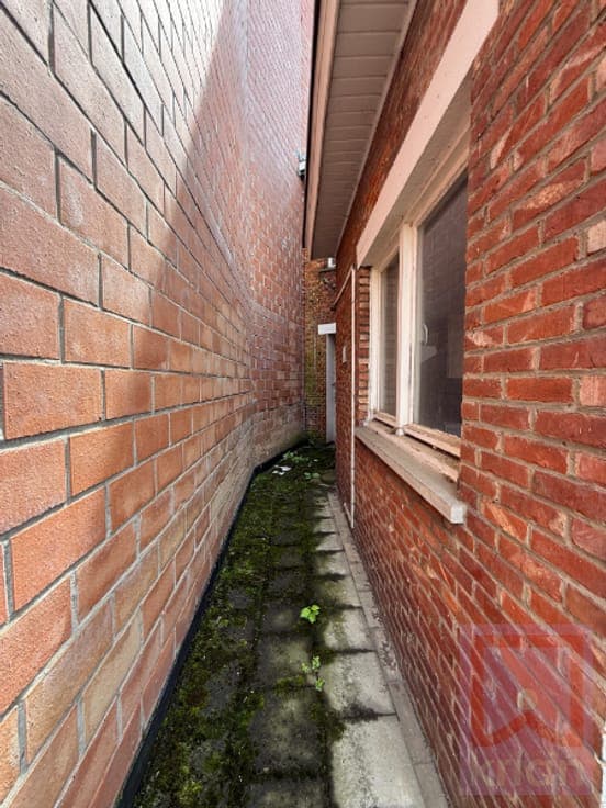 Te renoveren woning/projectgrond op 151m², centrum Geel!
