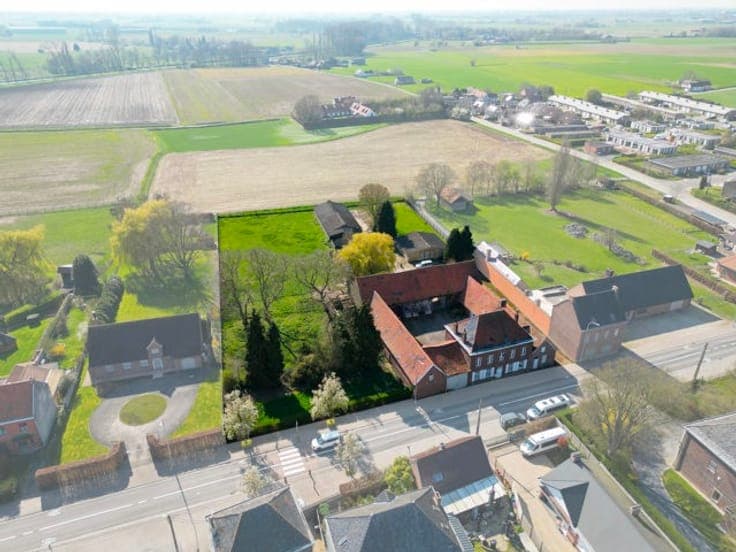 House in Spiere-Helkijn