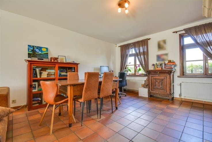 Beautiful villa with 4 bedrooms and a beautiful garden in Za