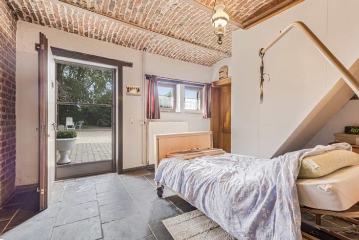 House in Sint-Pieters-Leeuw