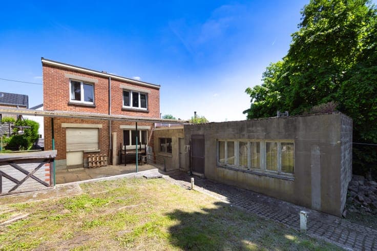 House in Vivegnis