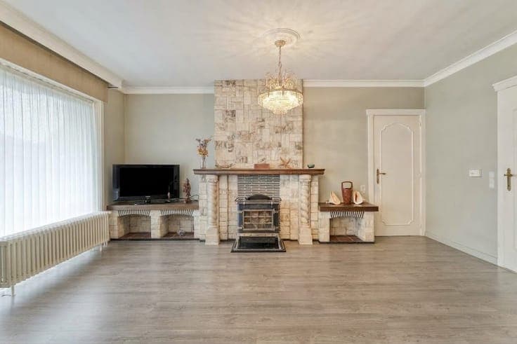 4 bedroom detached house for sale in Anzegem