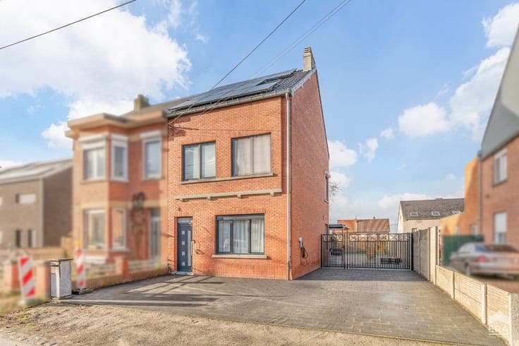Semi-detached home with garden in Diest