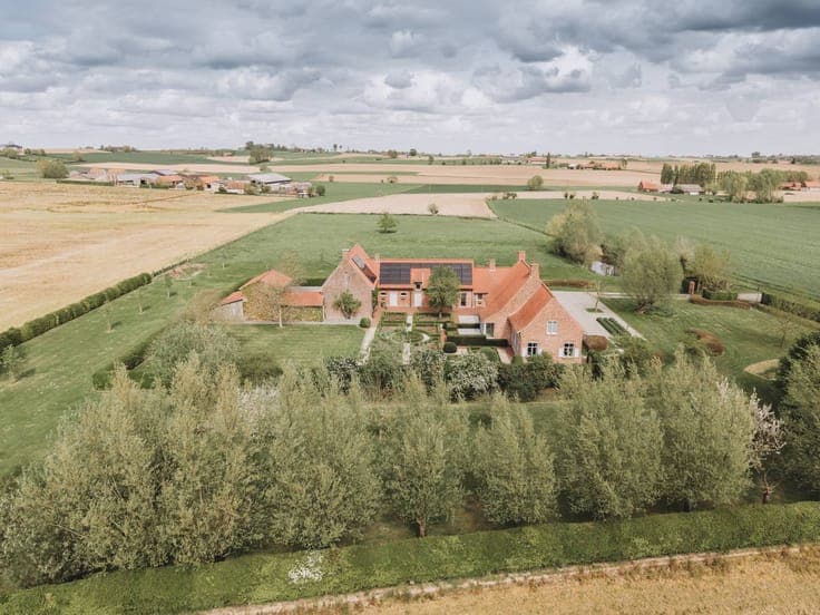 Exceptional country house for sale in Heuvelland on 1HA