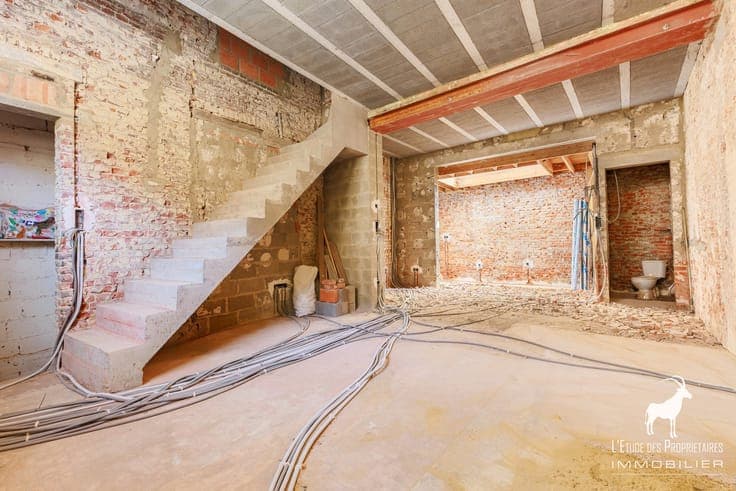 2-bedroom house for sale in MANAGE