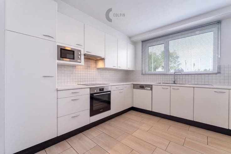 Spacious Semi-Detached Villa in Duinbergen with Sunny Gar...