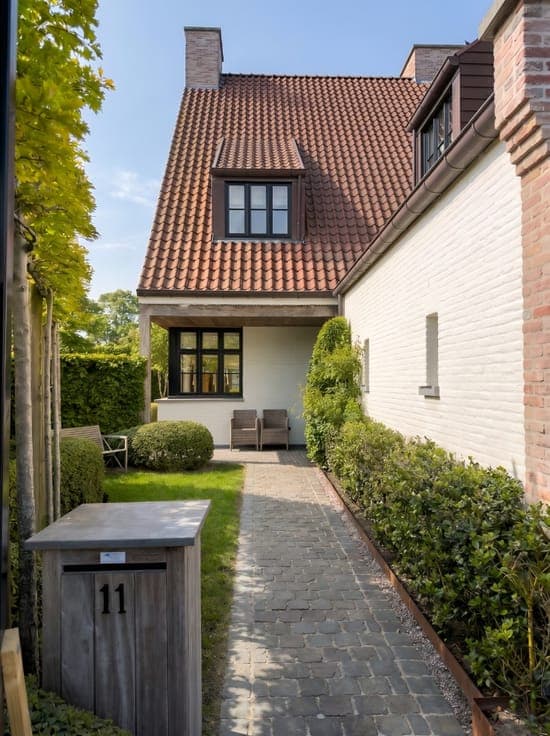 OPEN HOUSE ZATERDAG 15/08 11h -13h - Idyllisch gelegen la...