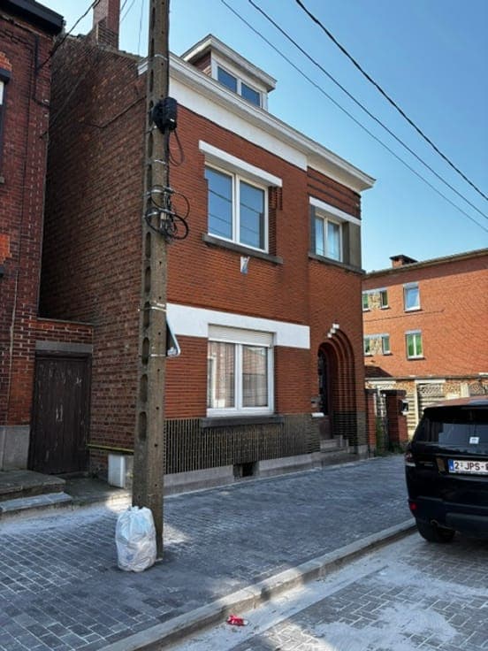 House in Charleroi