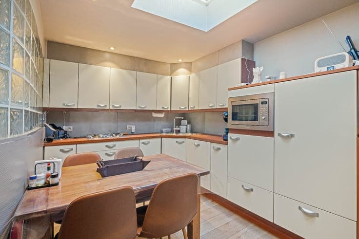 3-bedroom house with GARDEN and GARAGE/CARPORT (accessible
