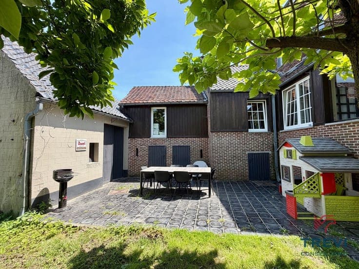 Jolie maison aux volumes exceptionnels & grd jardin