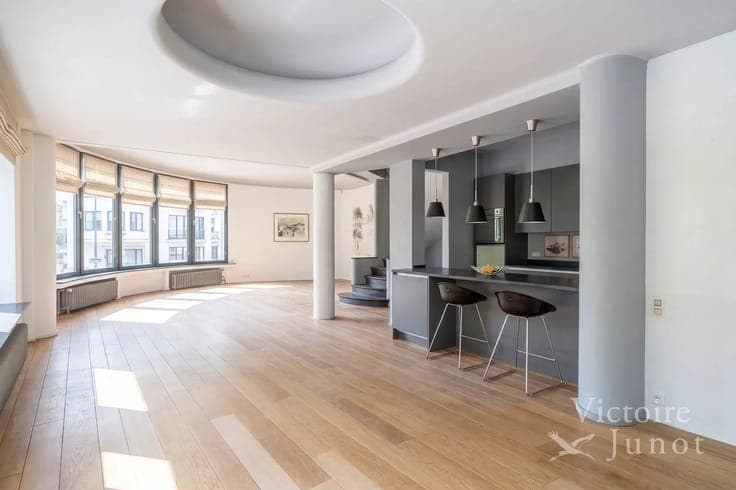 Woluwé-Saint-Pierre: beautiful Art Deco house 3 bedrooms