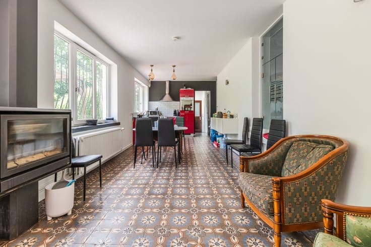 Magnificent property on 1.5 hectares near Charleroi Airport