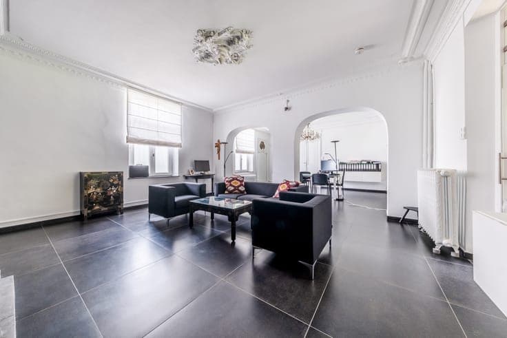 Magnificent property on 1.5 hectares near Charleroi Airport