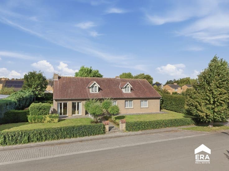 Detached home in central Poperinge