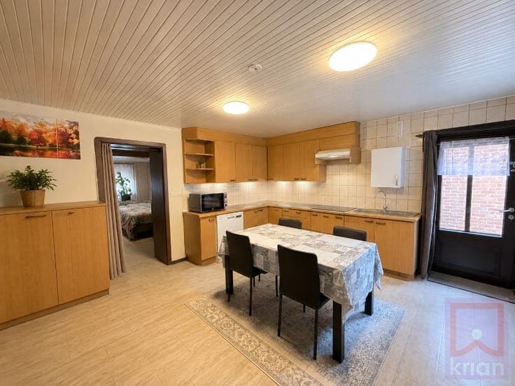Ruime te renoveren woning met tuin - centrum Geel!