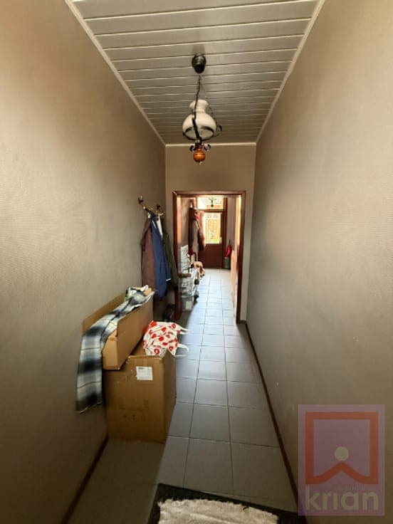Ruime te renoveren woning met tuin - centrum Geel!